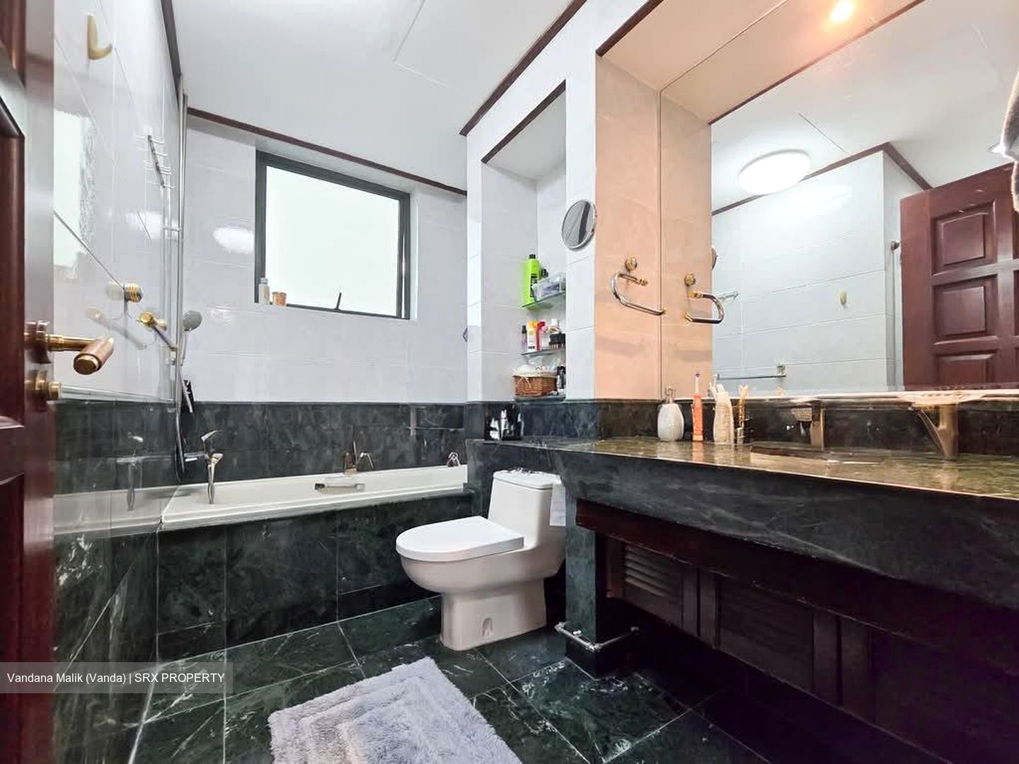 Pebble Bay (D15), Condominium #565154011